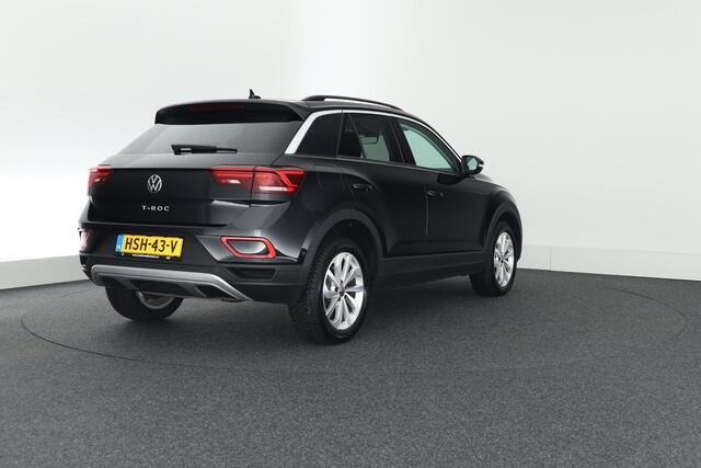 Volkswagen T-Roc 1.5 TSI 150pk DSG Life Edition Stoelverwarming Camera Keyless Led Navigatie