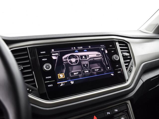 Volkswagen T-Roc 1.5 TSI 150pk DSG Sport Business R · Panoramadak · Camera · Afneembare Trekhaak · Stoelverwarming · Elek. Achterklep · Apple/Android Car Play ·
