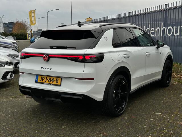 Volkswagen T-Roc 1.5 eTsi 150pk DSG R-Line First Edition / Demonstratieauto