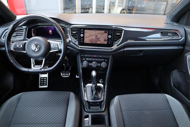 Volkswagen T-Roc 1.5 TSI Sport Business R 110KW-150PK DSG, 4 Seizoenenbanden, Dodehoek sensor, R Line in en exterieur, digital cockpit, panoramadak, navigatie, DAB+, winterpakket met stoelverwarming spiegel pakket privacy glas chrome dakrail led koplampen adaptieve cruise