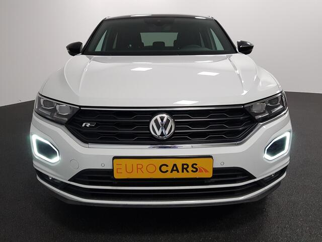 Volkswagen T-Roc 1.5 TSI Sport R-Line | Navigatie | Virtual Cockpit | Climate Control | DAB | Electrische Achterklep | 18"LMV | Stoelverwarming