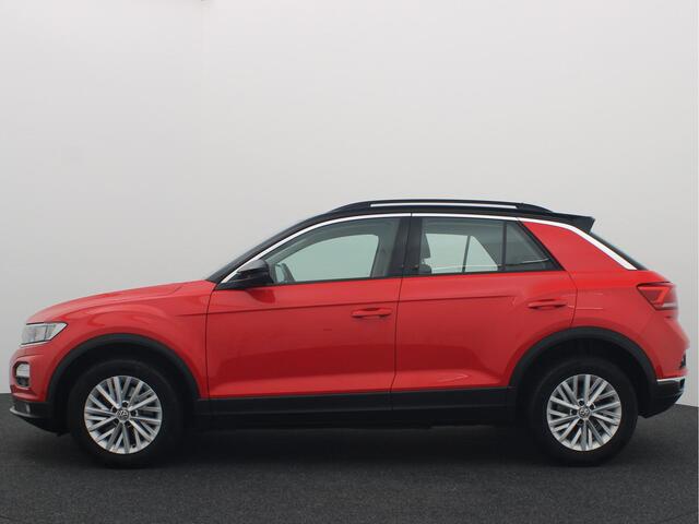 Volkswagen T-Roc 1.0 TSI Style CAMERA / ACC / PDC / BLUETOOTH / AIRCO / NL-AUTO