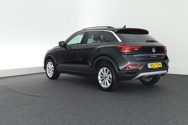 Volkswagen T-Roc 1.5 TSI 150pk DSG Life Edition Stoelverwarming Camera Keyless Led Navigatie
