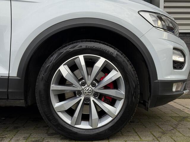 Volkswagen T-Roc 1.5 TSI Sport DSG Navi Camera