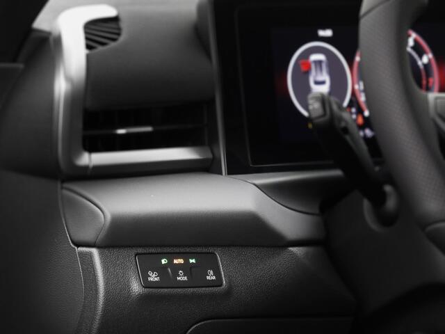 Volkswagen T-Roc R-Line First Edition 1.5 eTSI 150 PK 7 versn. DSG · Assistance Pakket · Black Style Pakket · Multimedia Pakket · Tech Pakket Plus