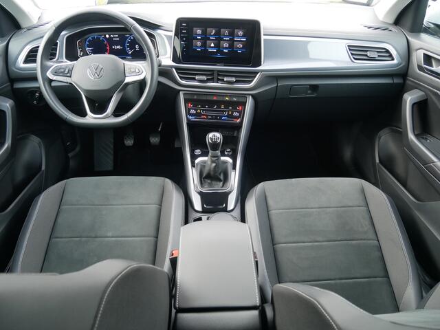 Volkswagen T-Roc 1.0 TSI Life Business Two Tone, Vol opties