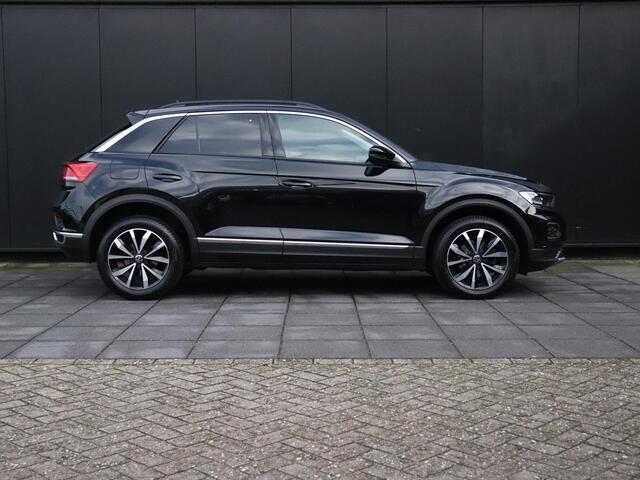 Volkswagen T-Roc 1.5 TSI Sport Business R | DSG | PANO-DAK | CAMERA | CRUISE | VIRTUAL COCKPIT | STOELVERW. |