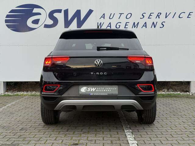 Volkswagen T-Roc 1.5 TSI Move | CarPlay | Camera | Cruise | LED | DAB+ | 17 inch
