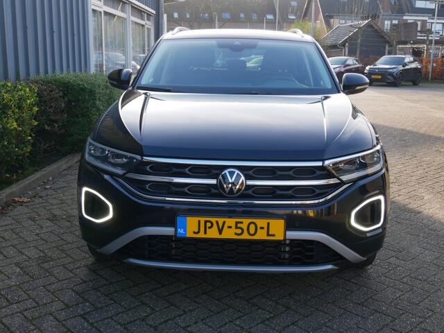 Volkswagen T-Roc 1.5 TSI STYLE **Clima//Carplay//Lm **