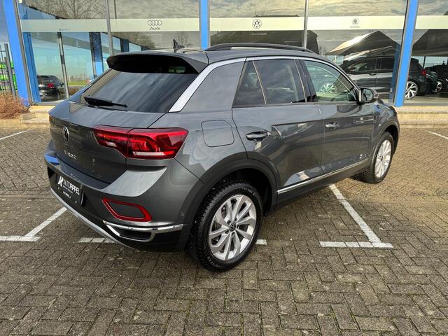Volkswagen T-Roc 1.5 TSI Style | DSG | 150pk | Trekhaak | ACC | App Conn. | Virt. diplay | Mooi!