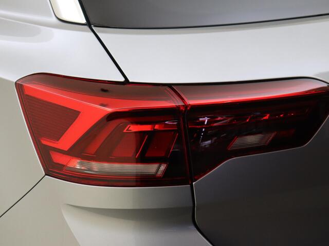 Volkswagen T-Roc Life Edition | 'App-Connect' draadloze smartphone integratie | 'App-Connect' draadloze smartphone integratie | Afstandscontrolesysteem (Front Assist)