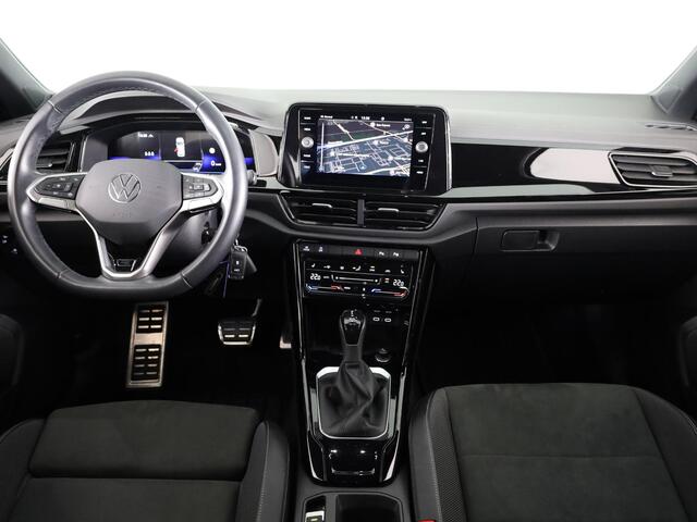 Volkswagen T-Roc 1.5 TSI R-Line 150 PK DSG |Private lease vanaf ¤ 699,- pm | Blackstyle | Trekhaak afneembaar | ErgoActive Stoel Pakket | Navigatie |