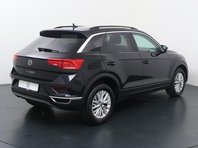 Volkswagen T-Roc 1.0 TSI Style | 110 PK | Climate control | Achteruitrijcamera | Apple Carplay/Android Auto |