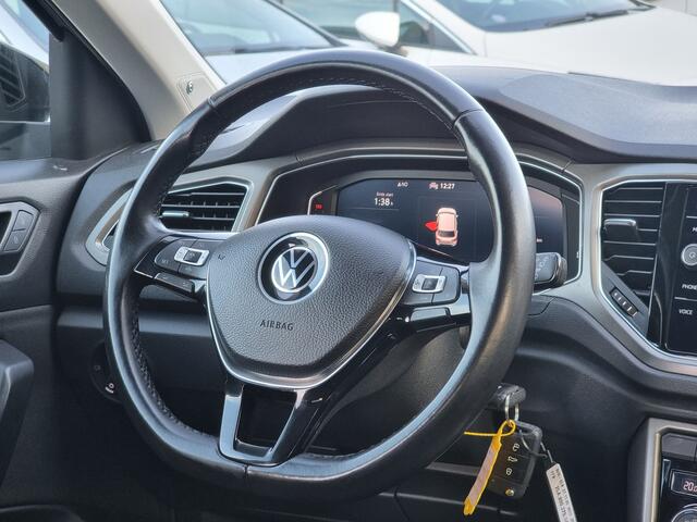 Volkswagen T-Roc 1.5 TSI Sport | Beats Audio | Apple carplay | Andriod auto |