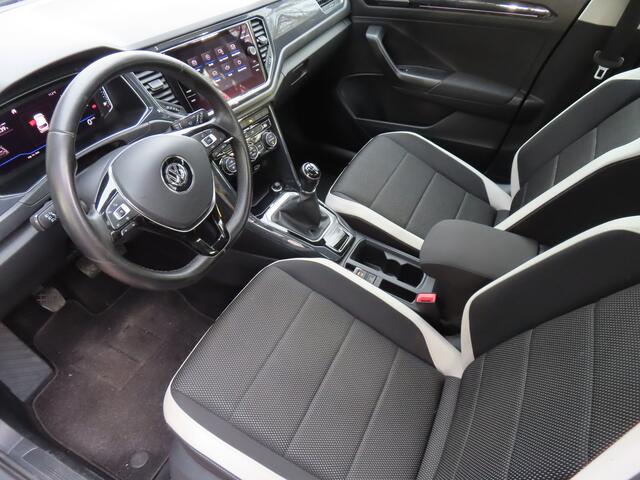Volkswagen T-Roc 1.5 TSI Sport*LED*ACC*Apple Carplay*