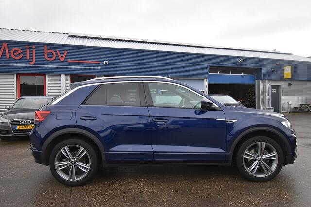 Volkswagen T-Roc 1.5 TSI Sport Business R , A UITRIJ CAM , LMV18 , PANO DAK , LED KOPL , CLIMATR ,