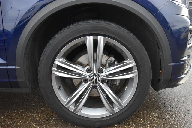 Volkswagen T-Roc 1.5 TSI Sport Business R , A UITRIJ CAM , LMV18 , PANO DAK , LED KOPL , CLIMATR ,