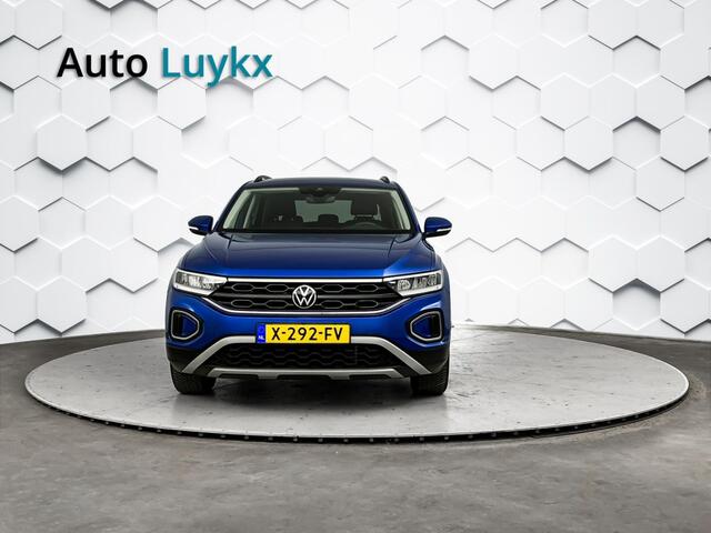 Volkswagen T-Roc 1.5 TSI Life Business DSG Automaat | Adaptieve Cruise Control | Apple Carplay/Android Auto | Parkeersensoren voor + achter