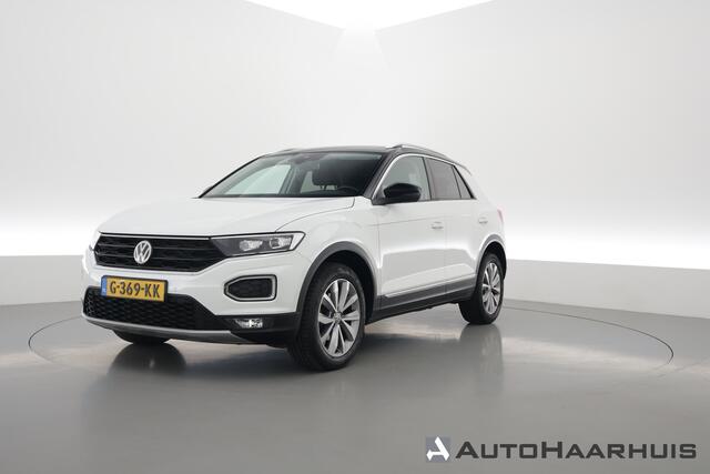 Volkswagen T-Roc 1.0 TSI Sport | Trekhaak | CarPlay | Adapt. Cruise | LED | Camera | Stoelverw. | PDC V+A | Navi