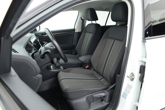 Volkswagen T-Roc 1.0 TSI Sport | Trekhaak | CarPlay | Adapt. Cruise | LED | Camera | Stoelverw. | PDC V+A | Navi