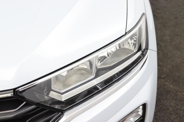 Volkswagen T-Roc 1.5 TSI Style Business Trekhaak | BTW | Rijklaarprijs!