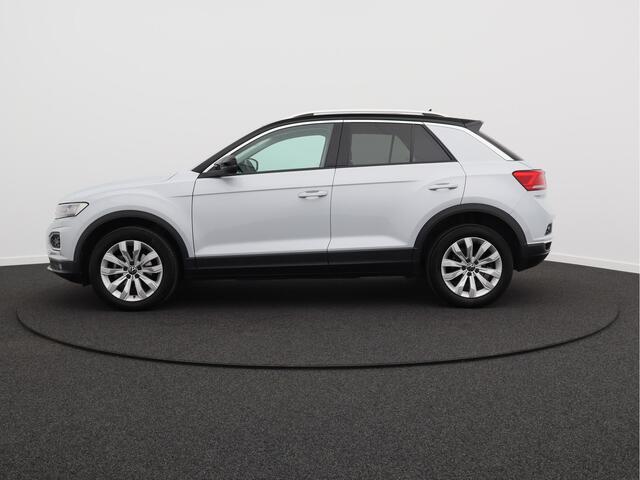 Volkswagen T-Roc 1.0 TSI Style Business/ camera/ schuifdak/ zeer mooi!