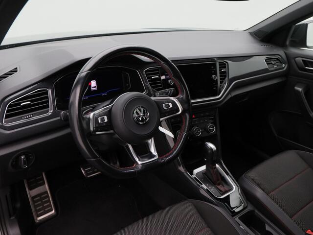 Volkswagen T-Roc 1.5 TSi 150 Pk Automaat Sport Business R-Line | Panoramadak | Adaptive Cruise | Climate Control | Stoelverwarming | Parkeersensoren | Bluetooth | Trekhaak | Navigatie | 19 Inch | 67.919 Km!!