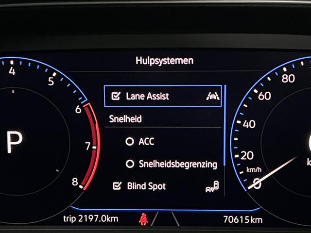 Volkswagen T-Roc 1.5 TSI Sport | NAVI | PAMORAMADAK | TREKHAAK | KEYLESS | ACC |