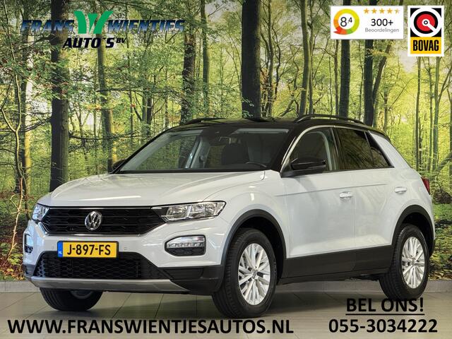 Volkswagen T-Roc 1.5 TSI Sport | Navigatie | Camera | Adaptieve Cruise Control | Lane Assist | Trekhaak | Parkeersensoren | Front Assist | Airconditioning | Elektrische Ramen |