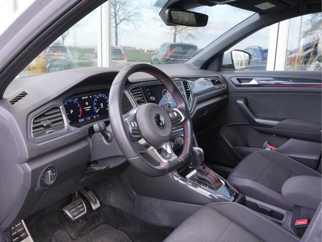 Volkswagen T-Roc 1.5 TSI Sport | Navigatie | Adaptive Cruise | Virtual Cockpit | Android/Apple Carplay