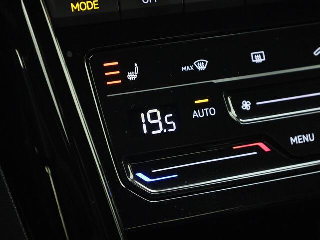 Volkswagen T-Roc 1.5TSI/150PK DSG R-Line · Apple/Android Car Play · Camera + Parkeersensoren · Navigatie · Garantie t/m 04-03-2027