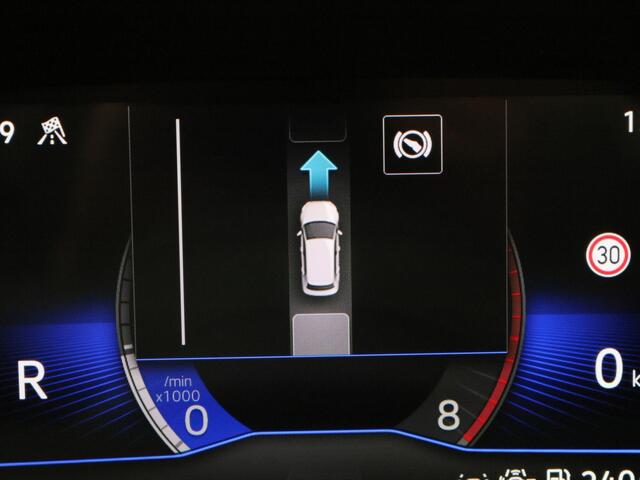 Volkswagen T-Roc 1.5TSI/150PK DSG R-Line · Apple/Android Car Play · Camera + Parkeersensoren · Navigatie · Garantie t/m 04-03-2027