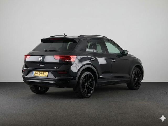Volkswagen T-Roc 1.5 TSI Sport 150 PK | Automaat (DSG) | Black style | Camera | Digitaal dashboard | 18 Inch