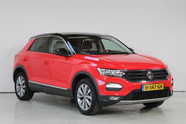 Volkswagen T-Roc 1.5 TSI Style | Navi | Carplay | Stoelverwarming