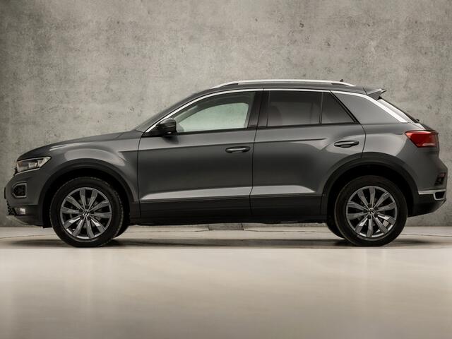 Volkswagen T-Roc 1.0 TSI Luxury Sport (VIRTUAL COCKPIT, LUXE LEDER, APPLE CARPLAY, CAMERA, CLIMATE, STOELVERWARMING, ADAPTIVE CRUISE, LED KOPLAMPEN, GETINT GLAS, ELEK ACHTERKLEP, NIEUWSTAAT)