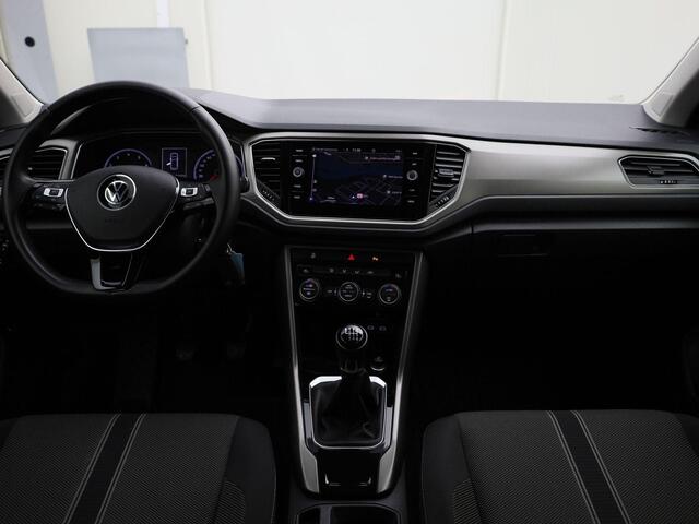 Volkswagen T-Roc 1.0TSI/110PK · Navigatie · Apple/Android Car Play · Camera + Parkeersensoren