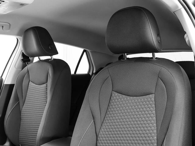 Volkswagen T-Roc Life First Edition 1.5 eTSI 116 PK 7 versn. DSG · Comfort pakket · Achteruitrijcamera · Draadloze telefoonlader ·