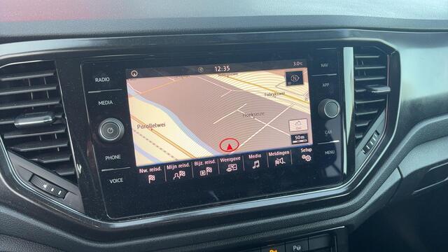 Volkswagen T-Roc 1.0 TSI Style FULL LED / CAMERA / STOELVERW / CARPLAY / DAB+ / NAVI / AIRCO / PDC / BLUETOOTH / ACC / NL-AUTO