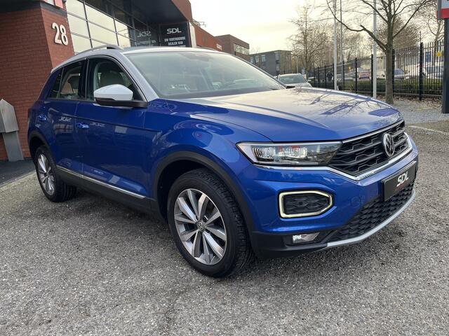 Volkswagen T-Roc 1.0 TSI Style // FULL LED // LEDER // NAVI // CLIMA // PDC V+A // STOELVERWARMING //