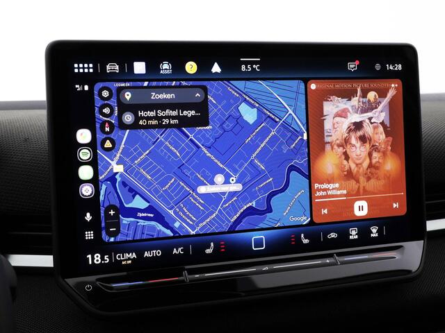 Volkswagen T-Roc Life First Edition 1.5 eTSI 116 PK 7 versn. DSG · Comfort Pakket · Achteruitrijcamera · Draadloze telefoonlader ·