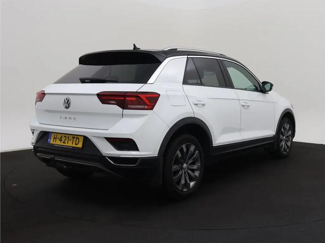 Volkswagen T-Roc 1.5 TSI Sport Xenon Navi Camera Virtuel cockpit T-haak Bj:2020