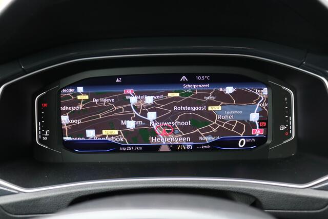 Volkswagen T-Roc 1.5 TSI Sport Xenon Navi Camera Virtuel cockpit T-haak Bj:2020