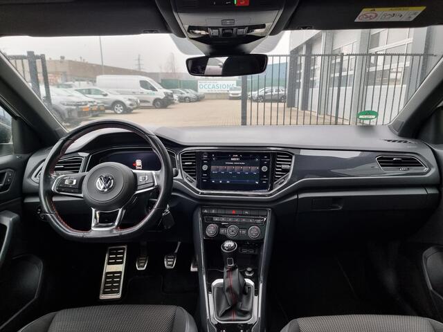 Volkswagen T-Roc 1.5 TSI Sport | Open dak | Navigatie | Achteruitrijcamera |