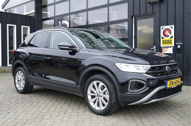 Volkswagen T-Roc 1.5 TSI Life Business | Adap.Cruise | Carplay | Clima | Stoelverwarming | Dealer Onderhouden