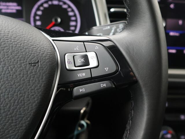 Volkswagen T-Roc 1.5 TSI Style | 150 PK | Automaat | Panoramadak | Climate control |