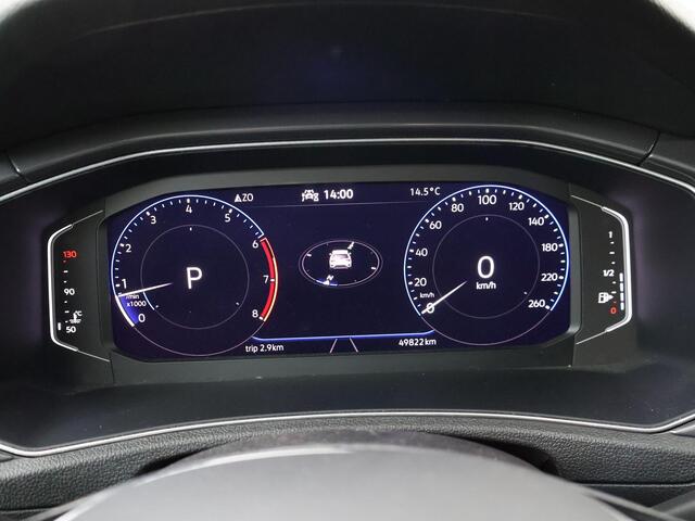 Volkswagen T-Roc 1.5 TSI Sport | 150 PK | Automaat | Trekhaak | Navigatiesysteem | Adaptive cruise control |