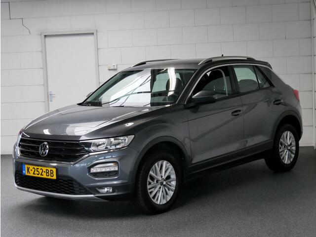 Volkswagen T-Roc 1.0 TSI Style Bus. Navi/CAM/SV/Carplay (all-incl. prijs)