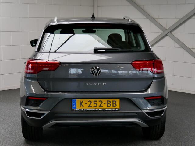 Volkswagen T-Roc 1.0 TSI Style Bus. Navi/CAM/SV/Carplay (all-incl. prijs)