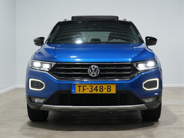 Volkswagen T-Roc 1.5 TSI 150pk Automaat Sport Executive Advance Trekhaak Panoramadak Navigatie Camera Keyless Android/Carplay 95