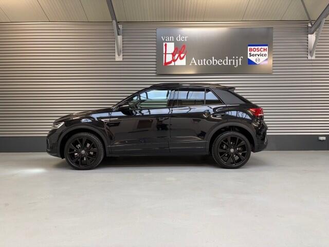 Volkswagen T-Roc 1.5 TSI R-LINE/BLACK/PANORAMA/IQ LIGHT/IQ DRIVE/EL A KLEP ENZ